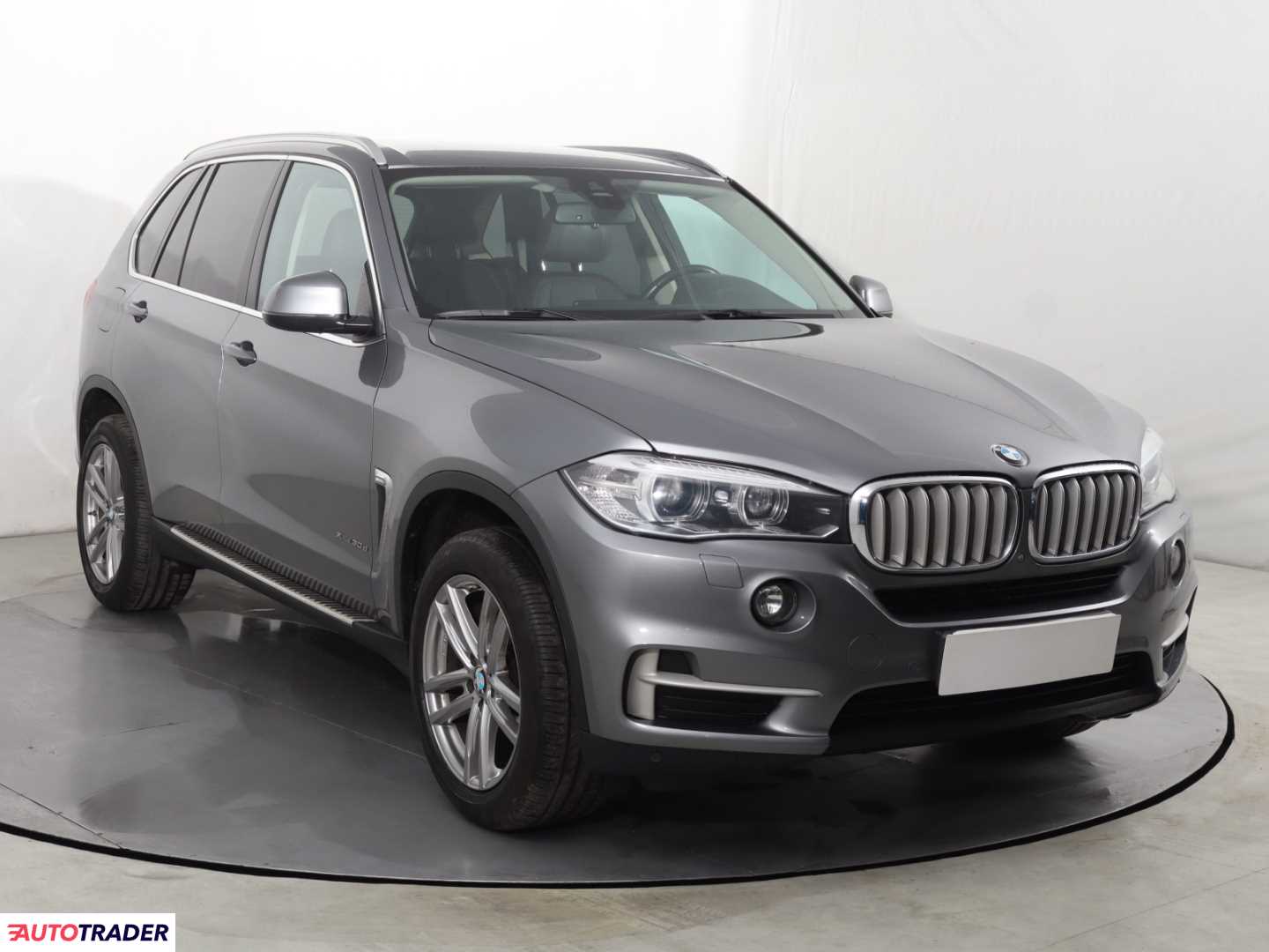 BMW X5 2015 3.0 254 KM