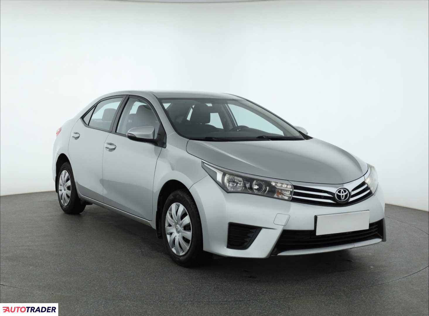 Toyota Corolla 1.6 130 KM 2014r. (Piaseczno)