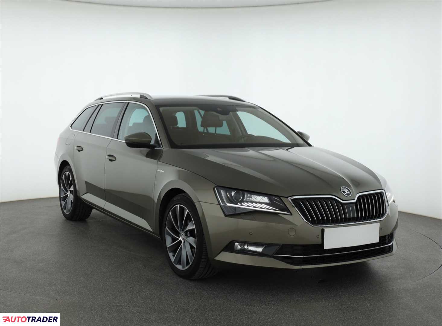 Skoda Superb 2017 2.0 187 KM