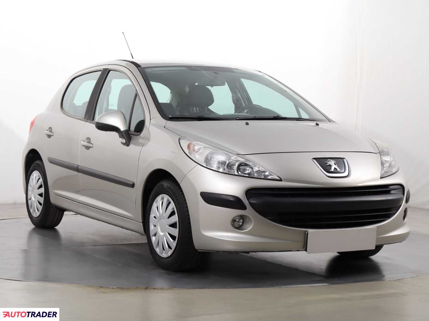 Peugeot 207 2008 1.4 93 KM