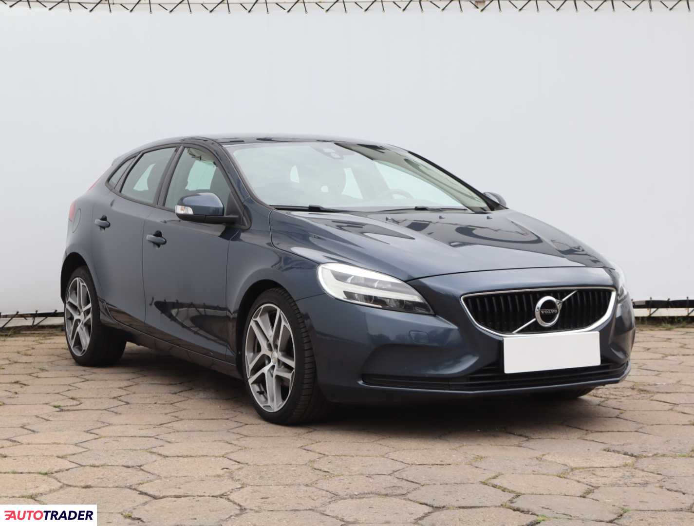 Volvo V40 2018 2.0 118 KM Volvo V40 2018 2.0 118 KM