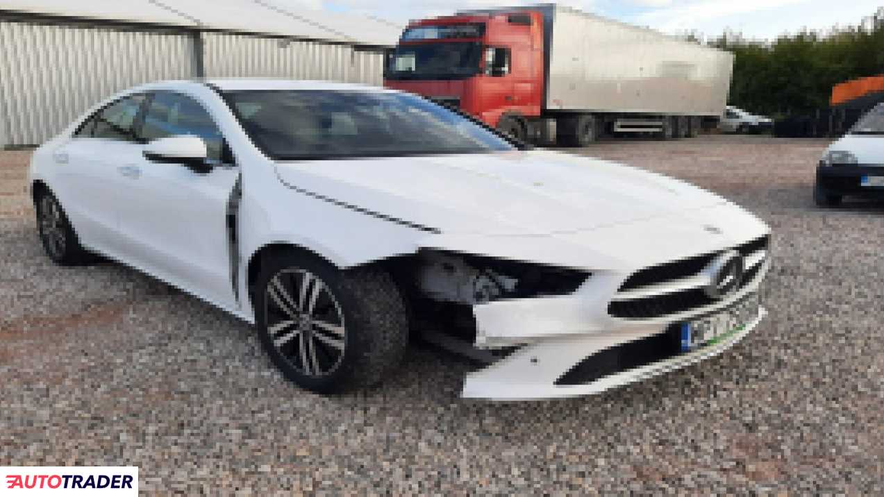 Mercedes CLA 1.3 benzyna 163 KM 2022r. (Komorniki)