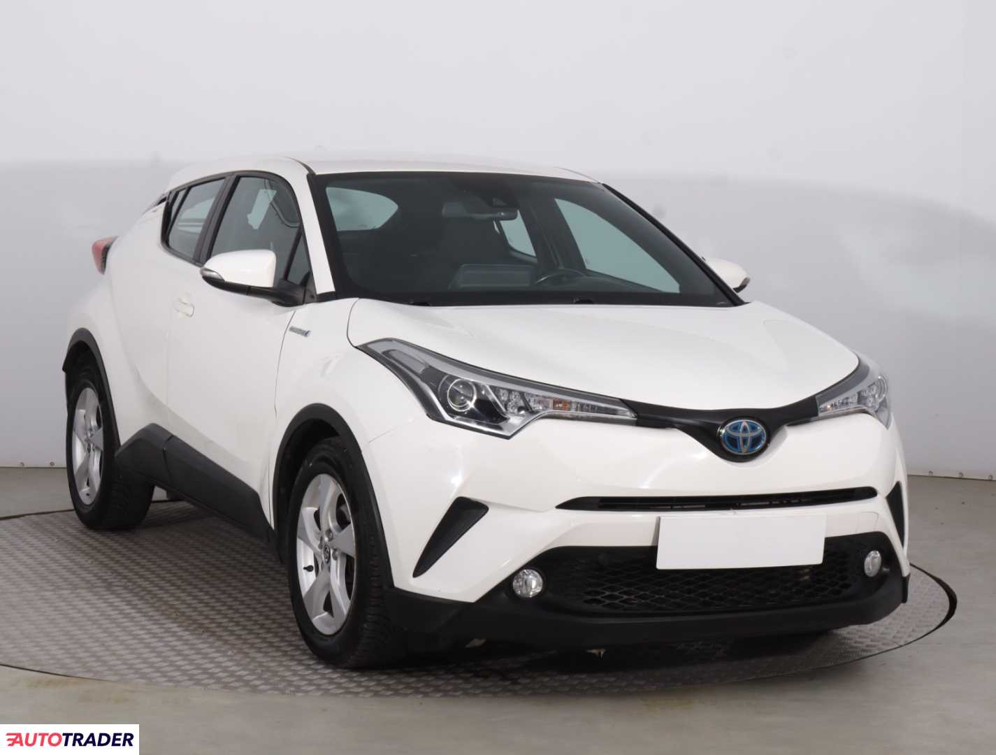 Toyota C-HR 2019 1.8 120 KM