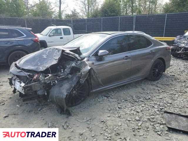 Toyota Camry 2024 3