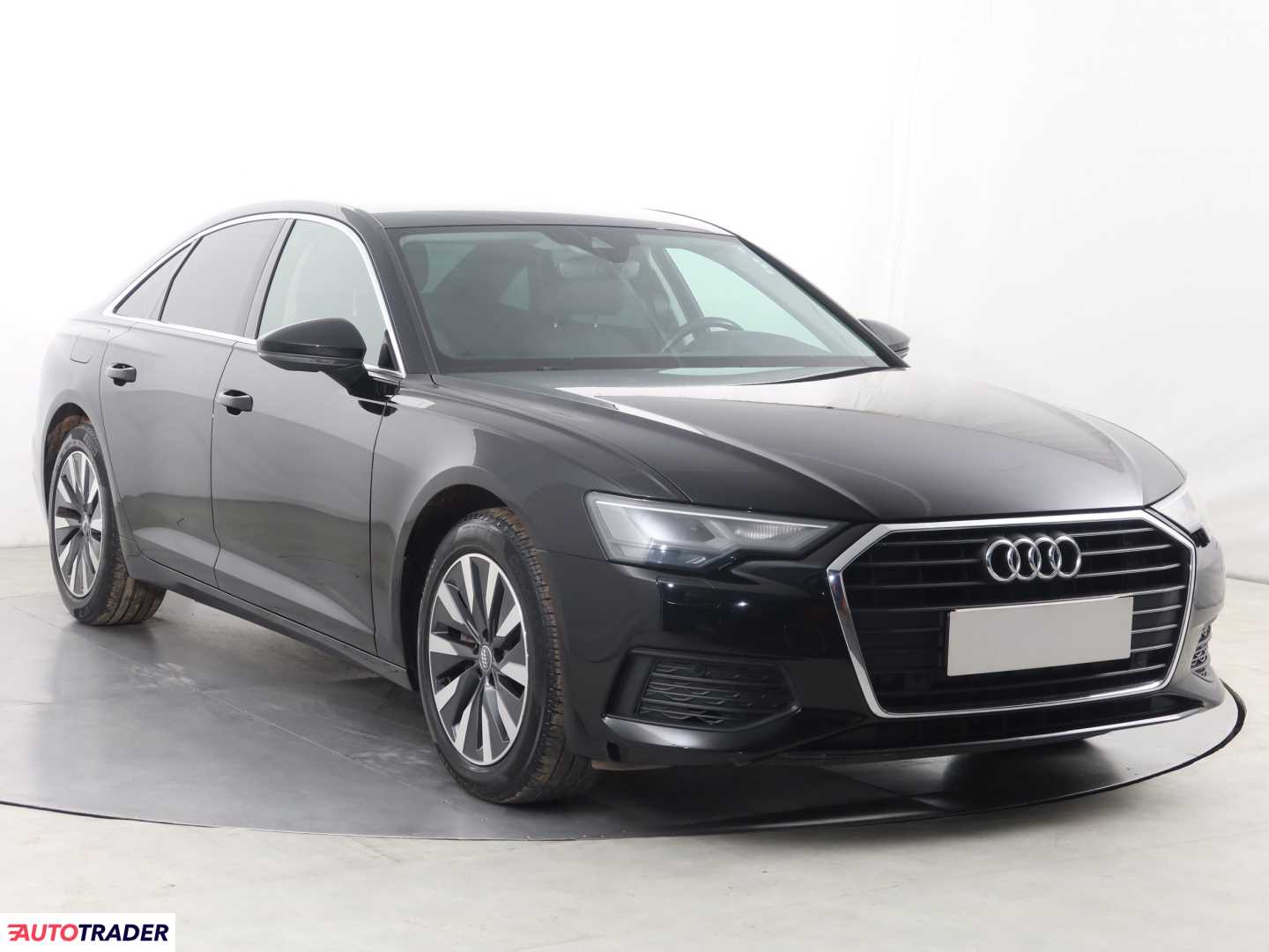 Audi A6 2019 2.0 160 KM