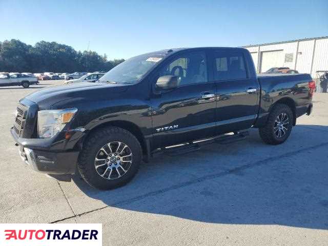 Nissan Titan 2021 5