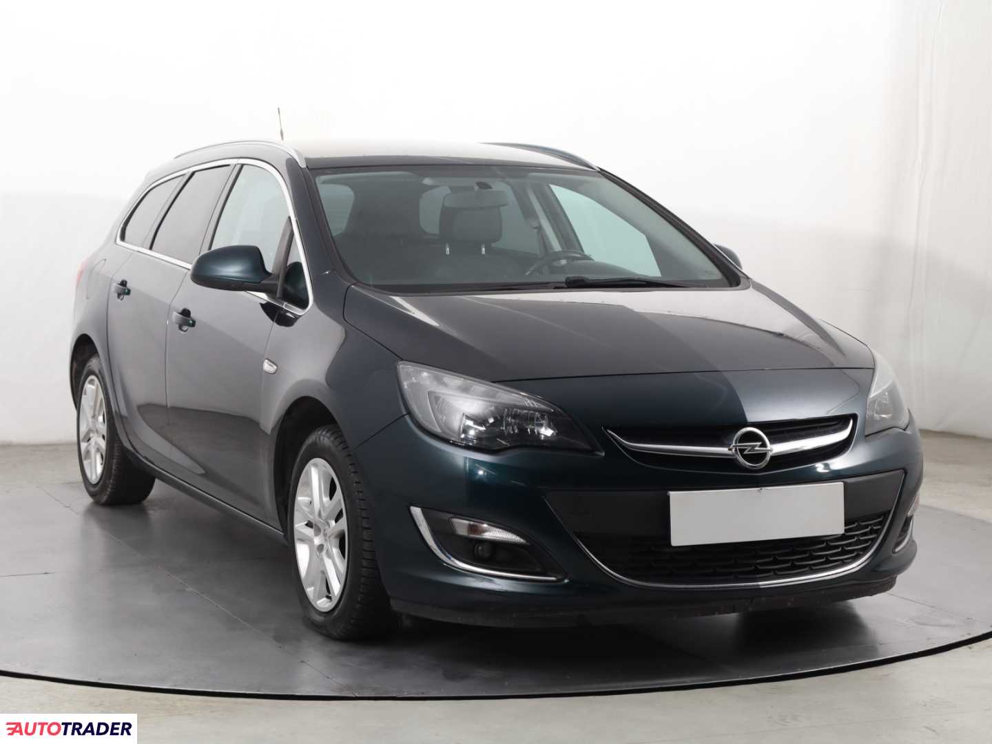 Opel Astra 2015 1.4 138 KM