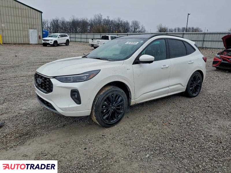 Ford Escape 2024 2