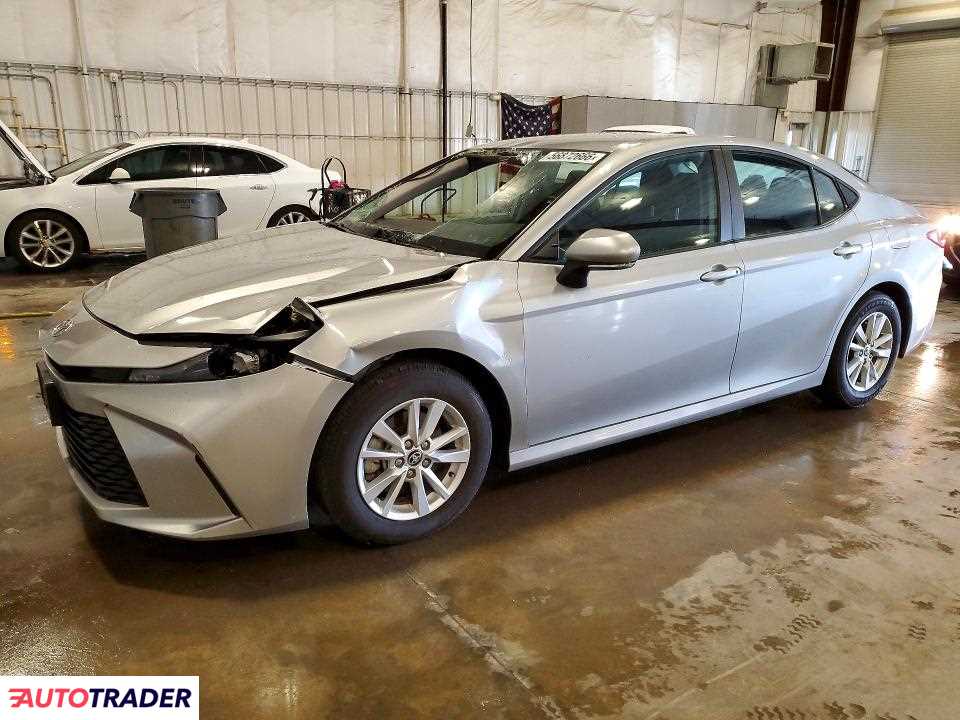 Toyota Camry 2025 2
