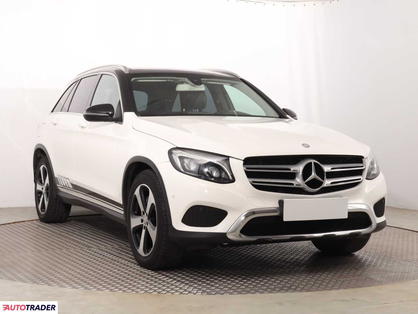 Mercedes GLC 2015 2.0 207 KM