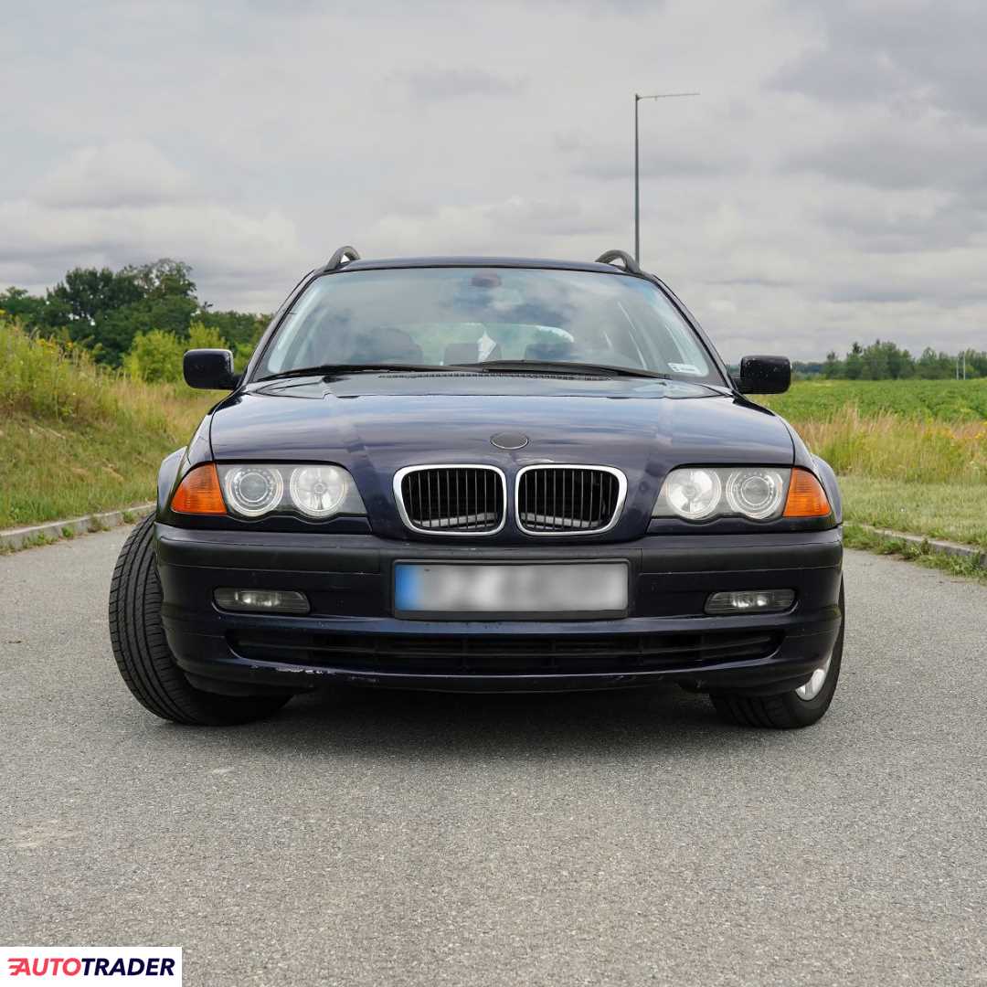 BMW 320 2001 2.0 136 KM