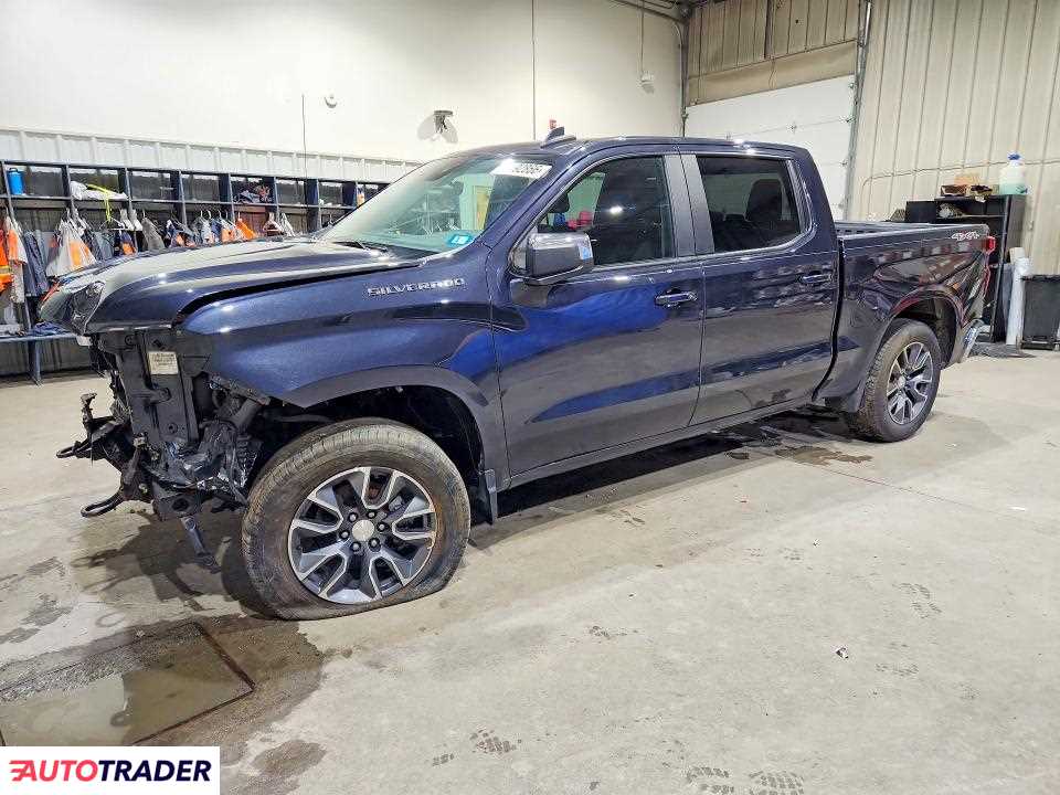 Chevrolet Silverado 2022 2