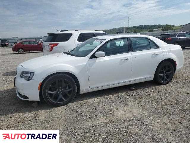 Chrysler 300C 2023 3