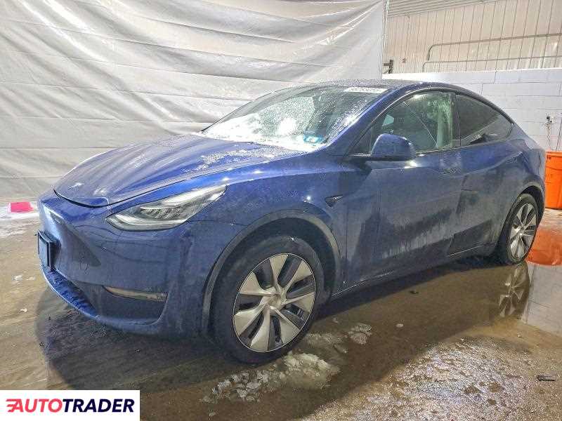 Tesla Model Y 2023