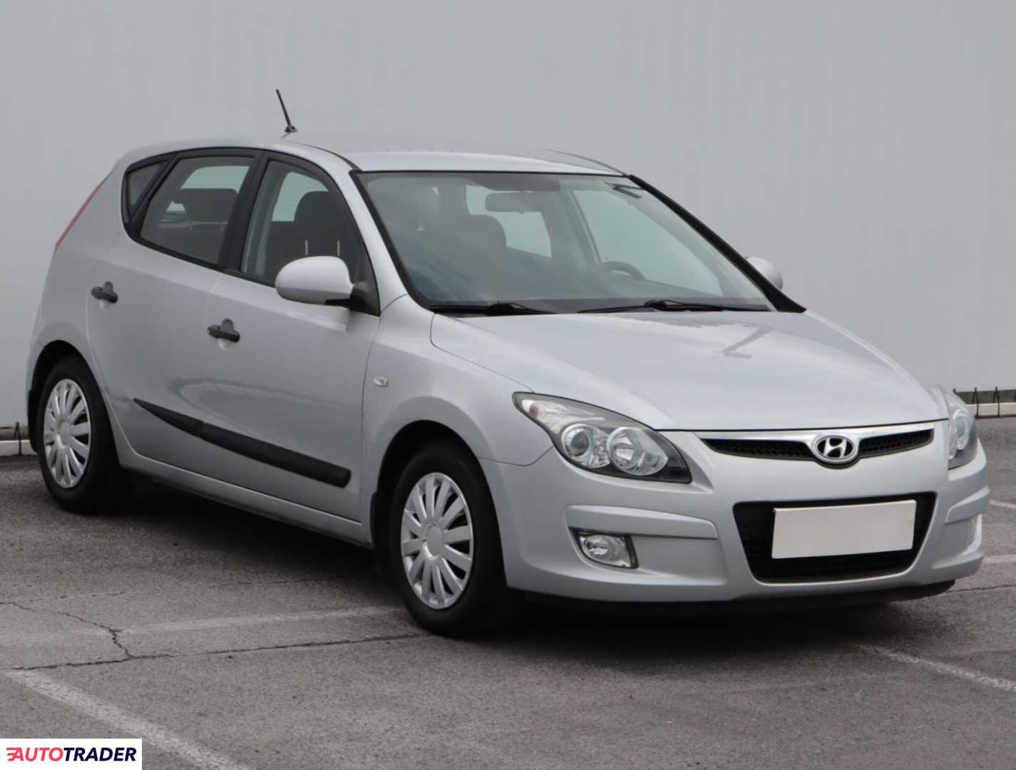 Hyundai i30 2009 1.4 107 KM