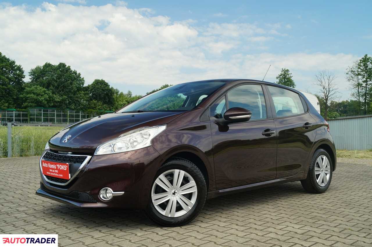 Peugeot 208 2012 1.2 82 KM