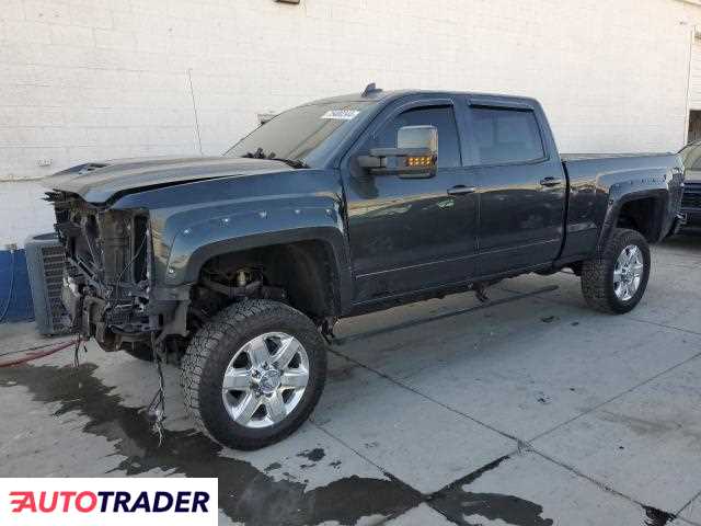 Chevrolet Silverado 6.0 diesel 2018r. (FARR WEST)