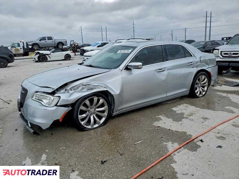 Chrysler 300C 2019 3