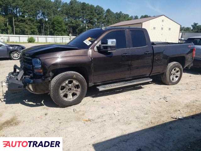 Chevrolet Silverado 5.0 benzyna 2019r. (SEAFORD)