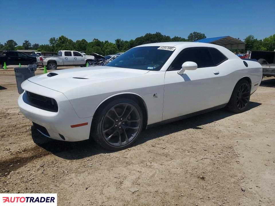 Dodge Challenger 2022 6