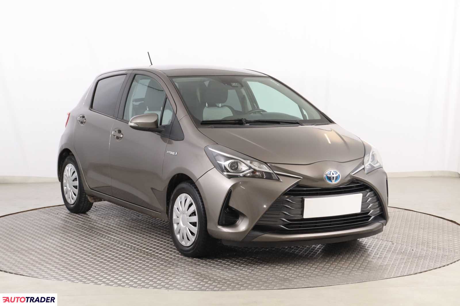 Toyota Yaris 2017 1.5 97 KM