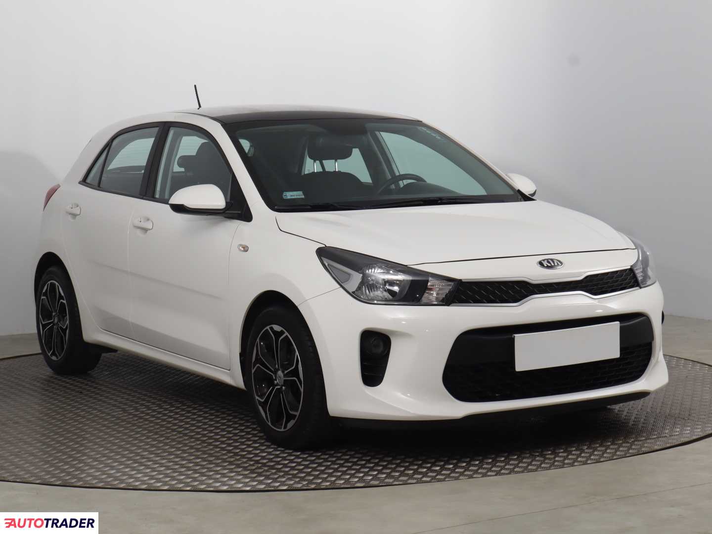 Kia Rio 2017 1.2 83 KM Kia Rio 2017 1.2 83 KM