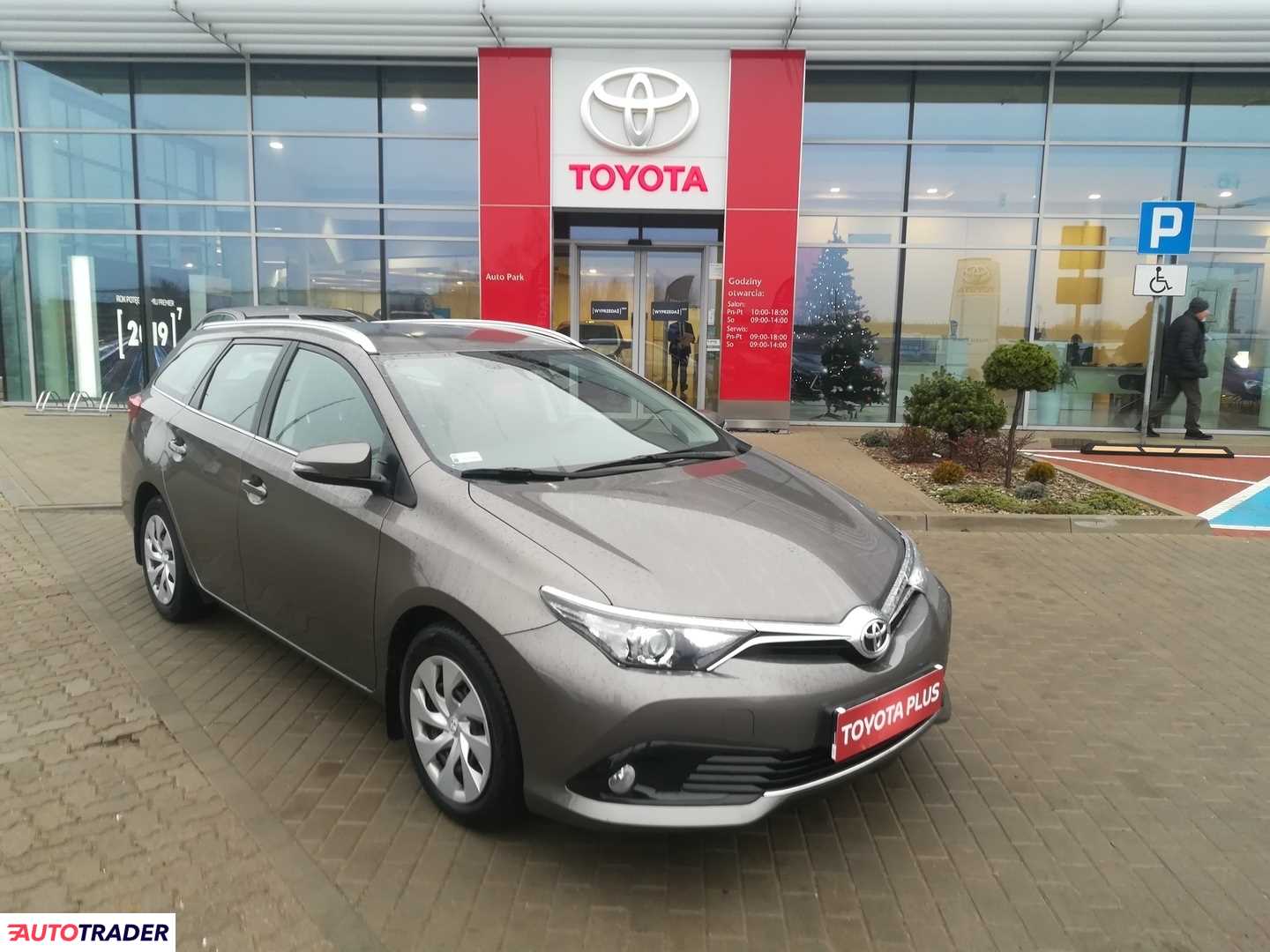 Toyota Auris 2018 1.6 132 KM Toyota Auris 2018 1.6 132 KM