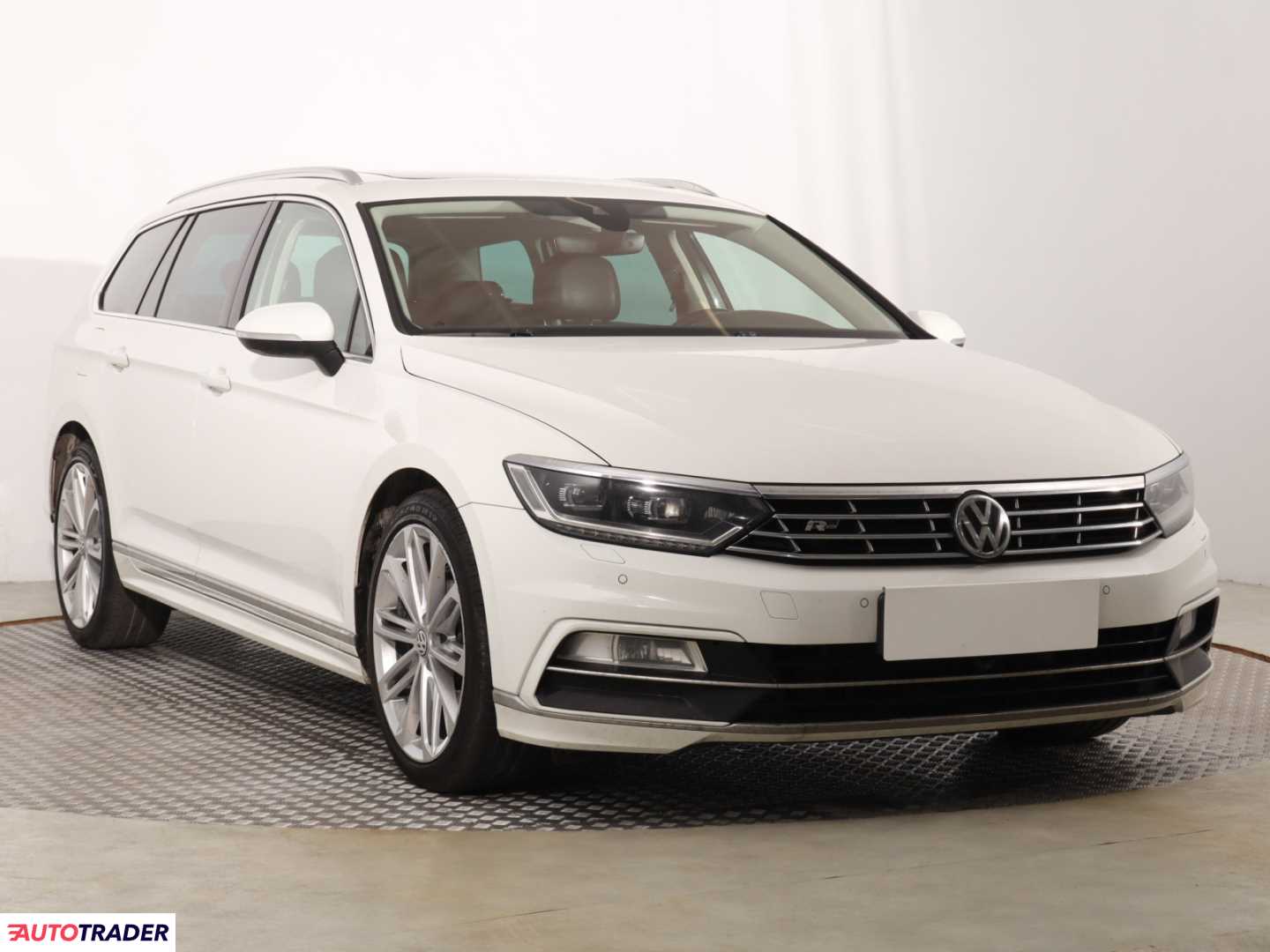 Volkswagen Passat 2019 2.0 268 KM