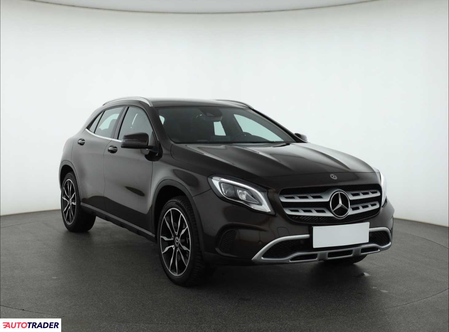 Mercedes G-klasa 2017 2.0 181 KM