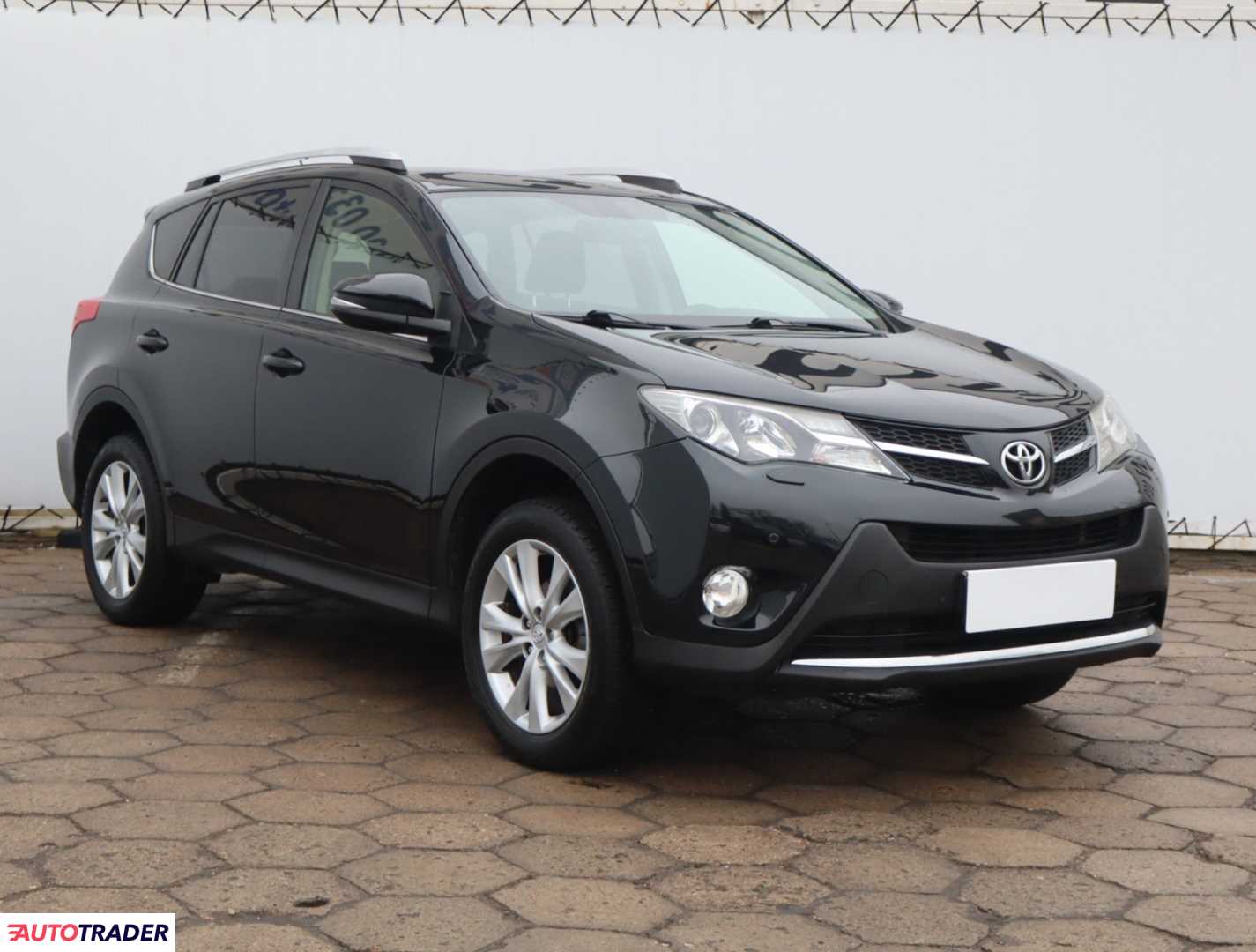 Toyota RAV 4 2013 2.0 148 KM