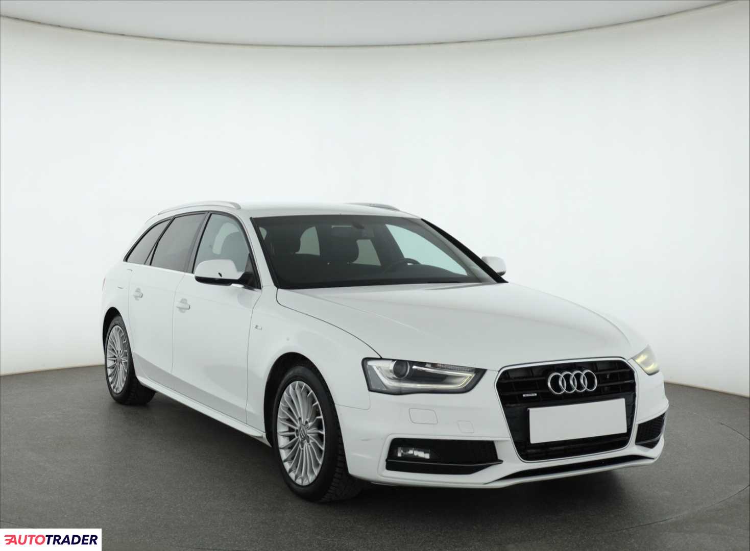 Audi A4 2014 2.0 174 KM