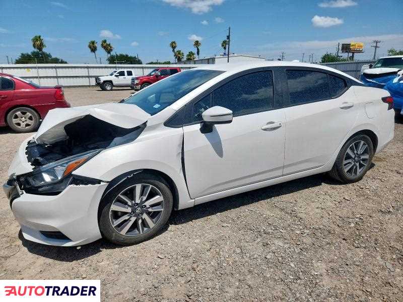 Nissan Versa 2020 1