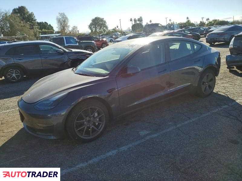 Tesla Model 3 2023
