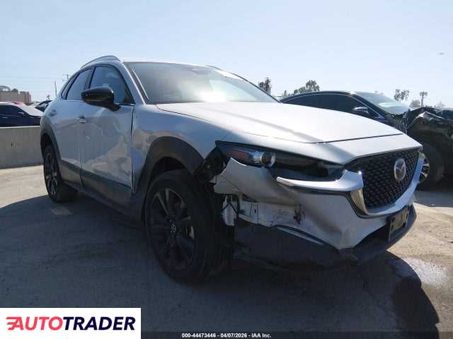 Mazda CX-30 2024 2