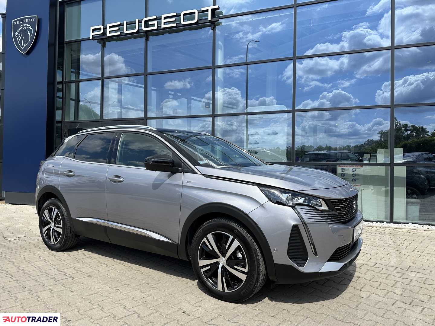 Peugeot 3008 2022 1.2 130 KM