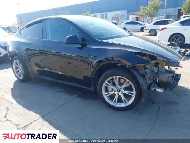 Tesla Model Y 2023 Tesla Model Y 2023
