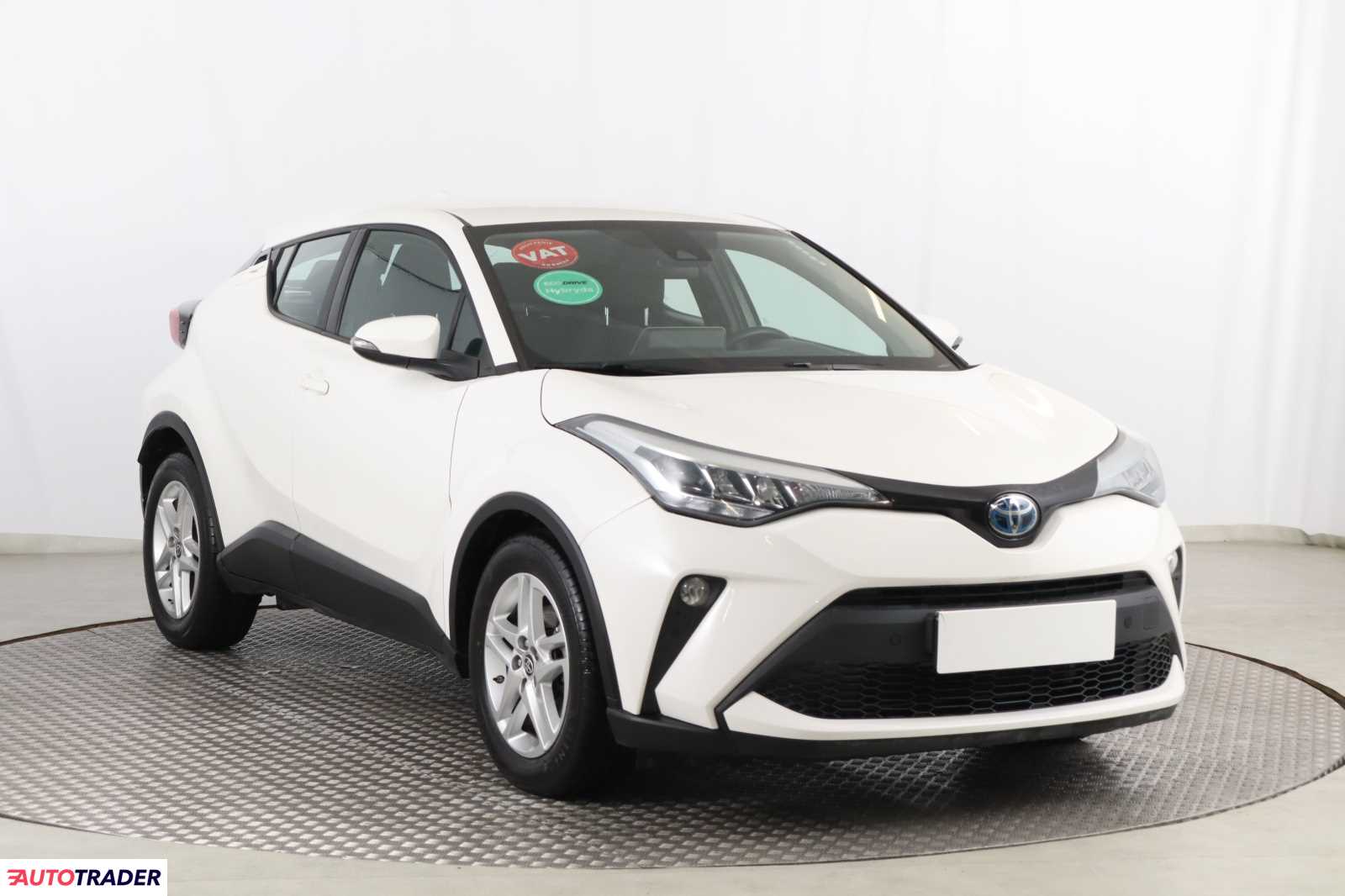 Toyota C-HR 2023 1.8 120 KM
