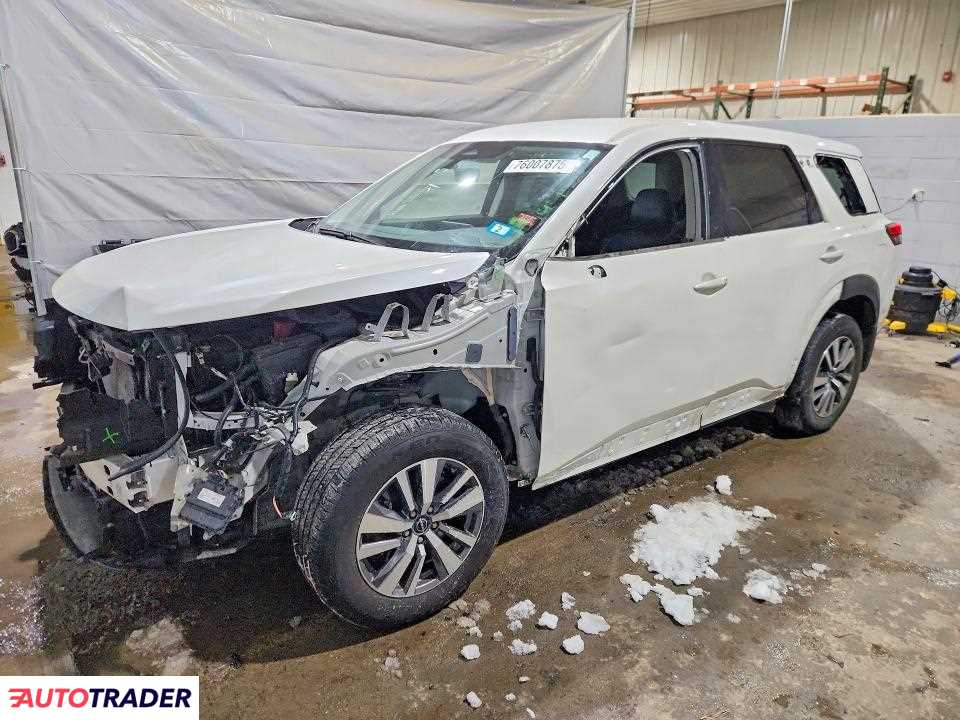 Nissan Pathfinder 2023 3