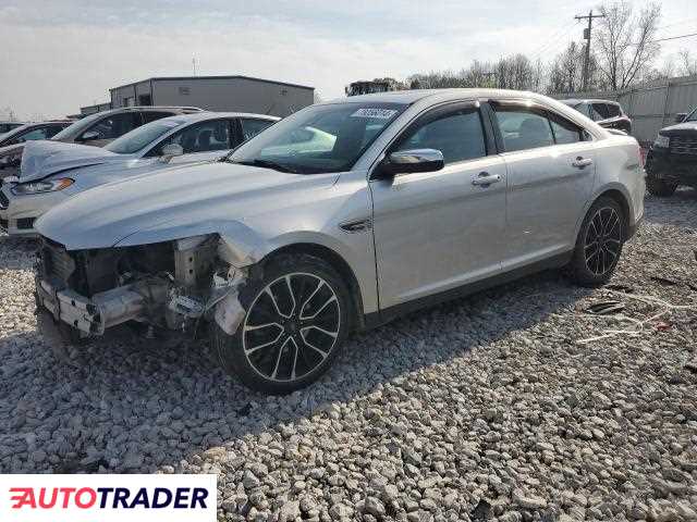 Ford Taurus 3.0 benzyna 2019r. (WAYLAND)