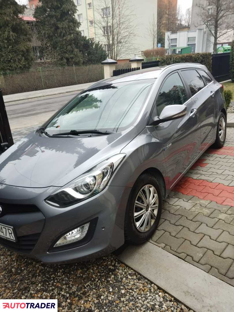 Hyundai i30 2013 1.6 128 KM