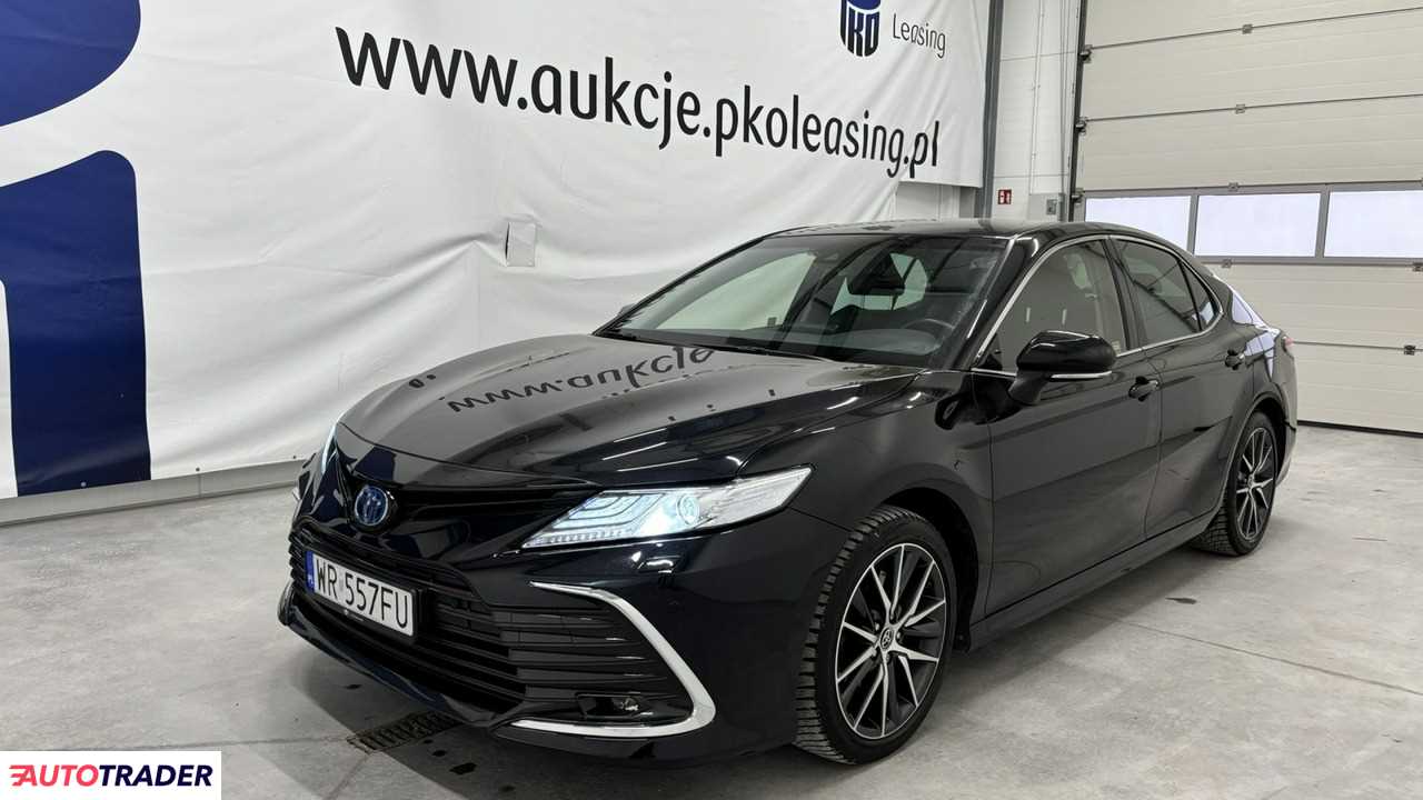 Toyota Camry 2022 2.5 120 KM