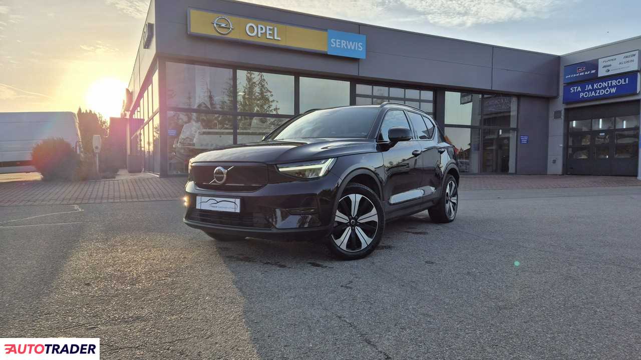 Volvo Pozostałe 2022 408 KM