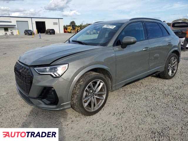 Audi Q3 2.0 benzyna 2022r. (LUMBERTON)