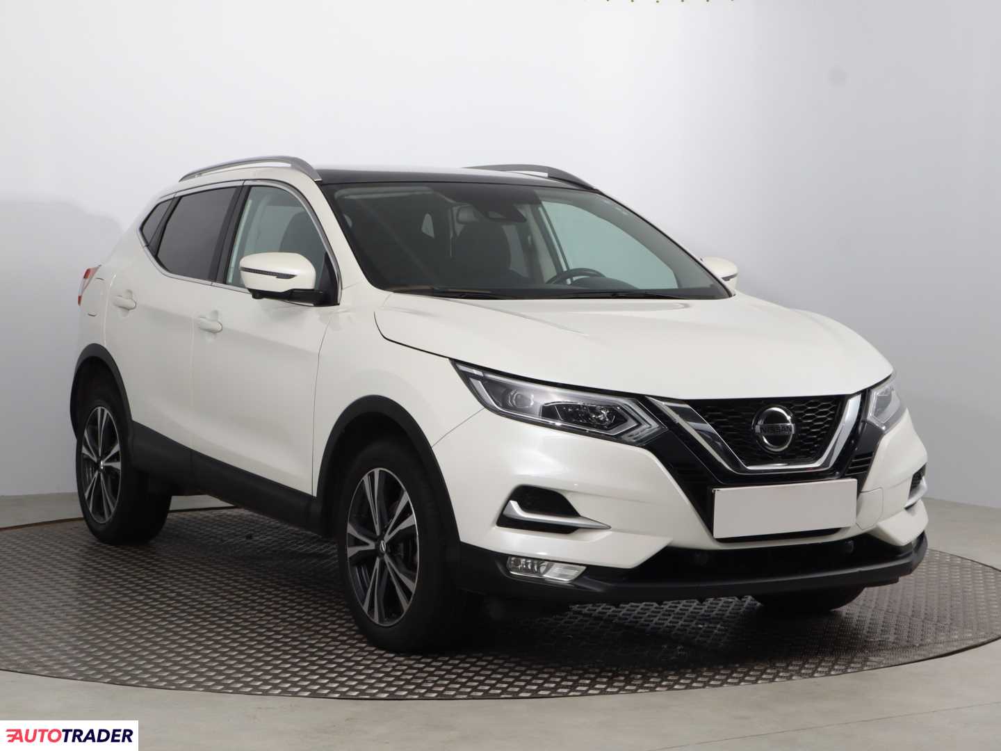 Nissan Qashqai 1.3 138 KM 2019r. (Piaseczno)