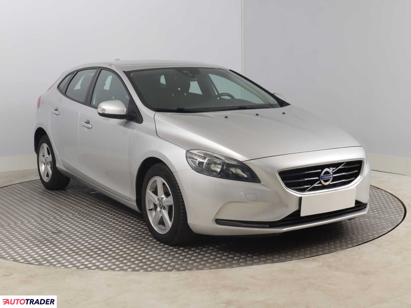 Volvo V40 2015 2.0 120 KM