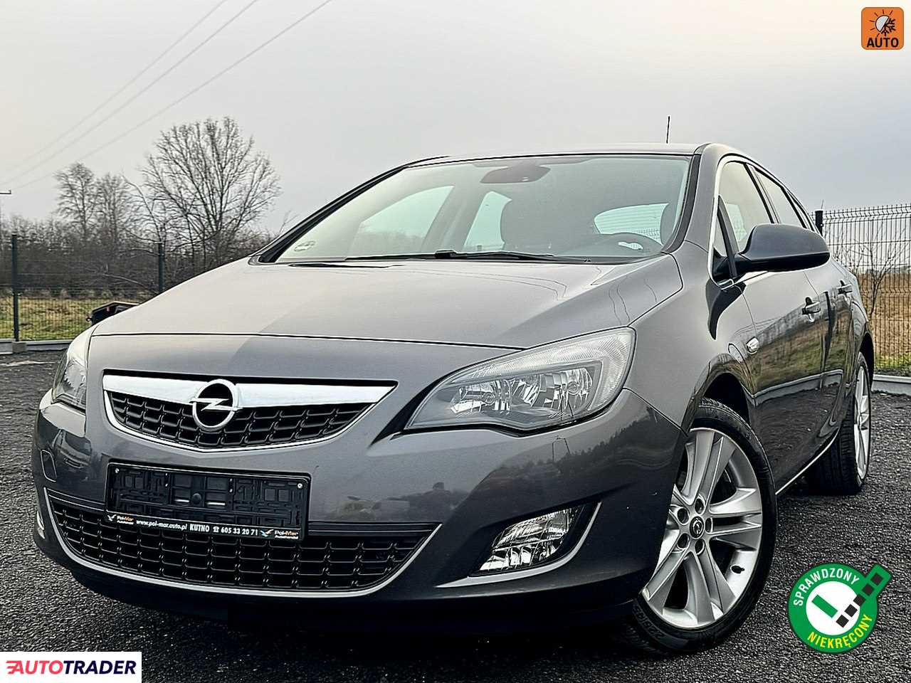 Opel Astra 2010 1.4 140 KM