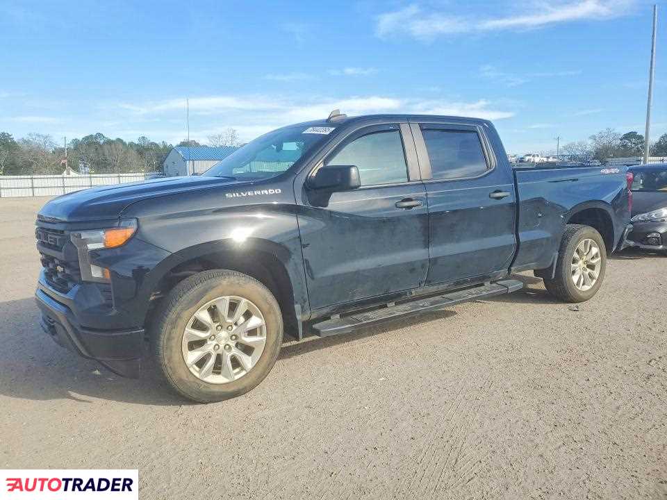 Chevrolet Silverado 2022 2