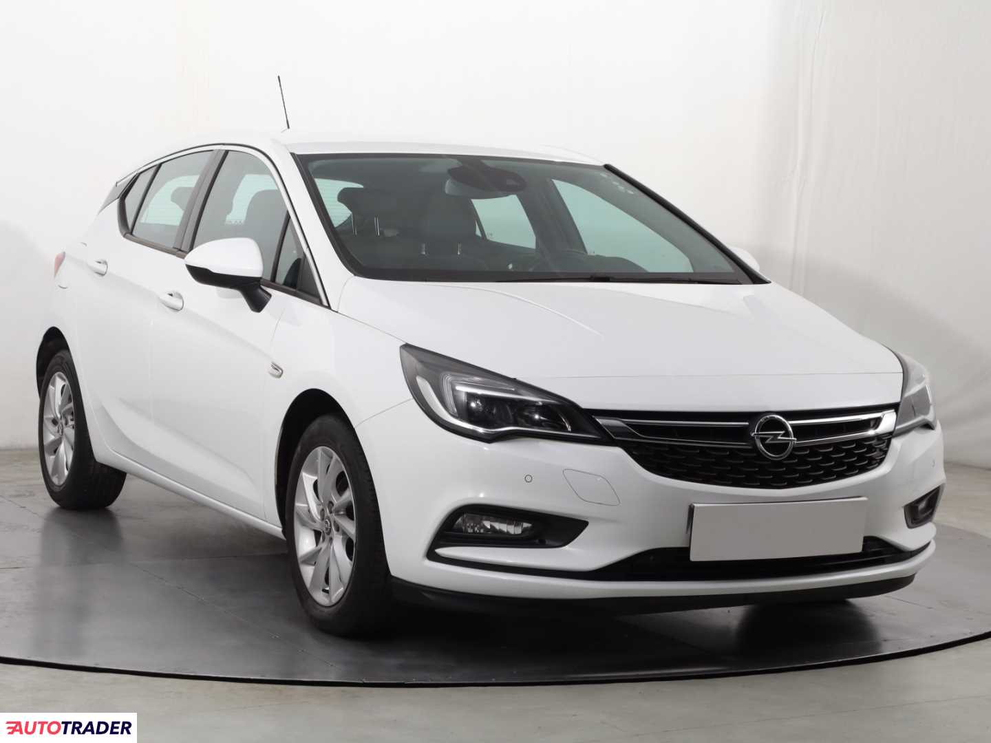 Opel Astra 2017 1.4 147 KM