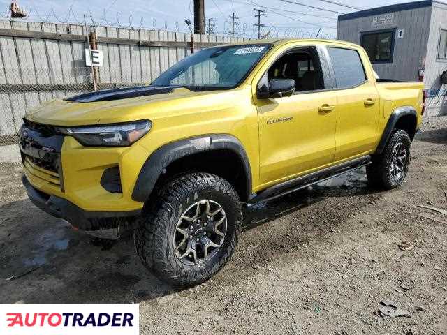 Chevrolet Colorado 2.0 benzyna 2024r. (LOS ANGELES)