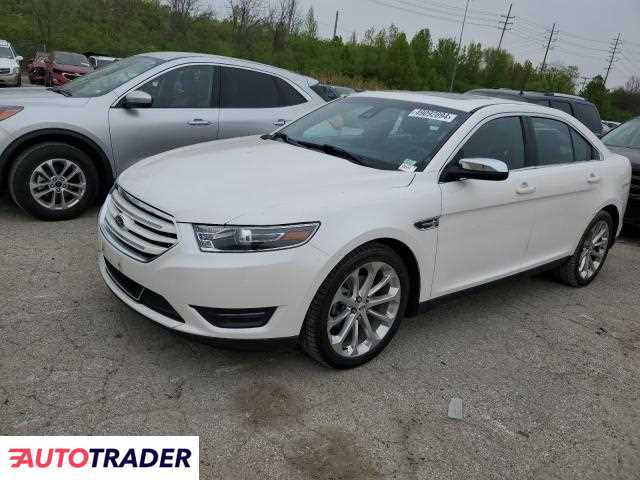 Ford Taurus 2018 3